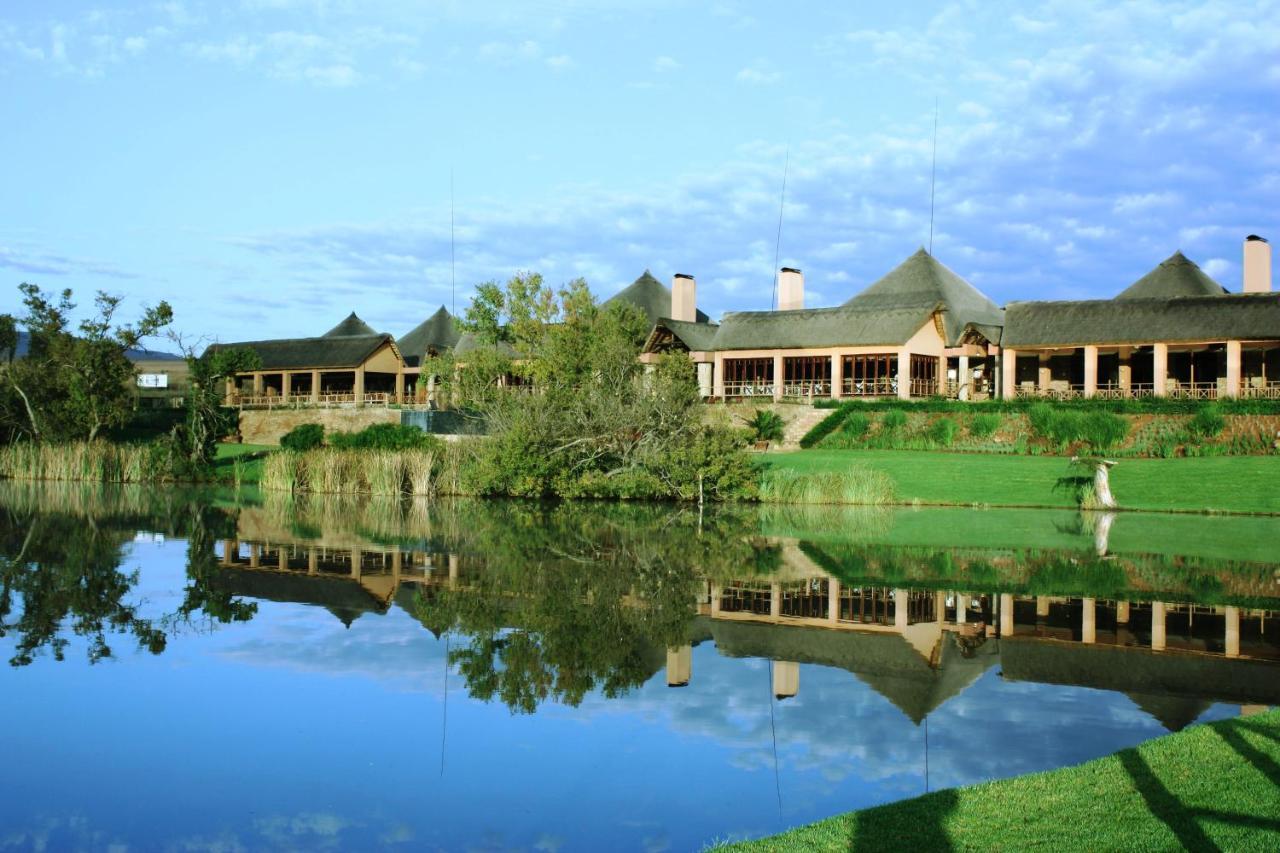 Kloofzicht Lodge & Spa Krugersdorp Exterior foto The clubhouse at the Leopard's Nest Golf Resort