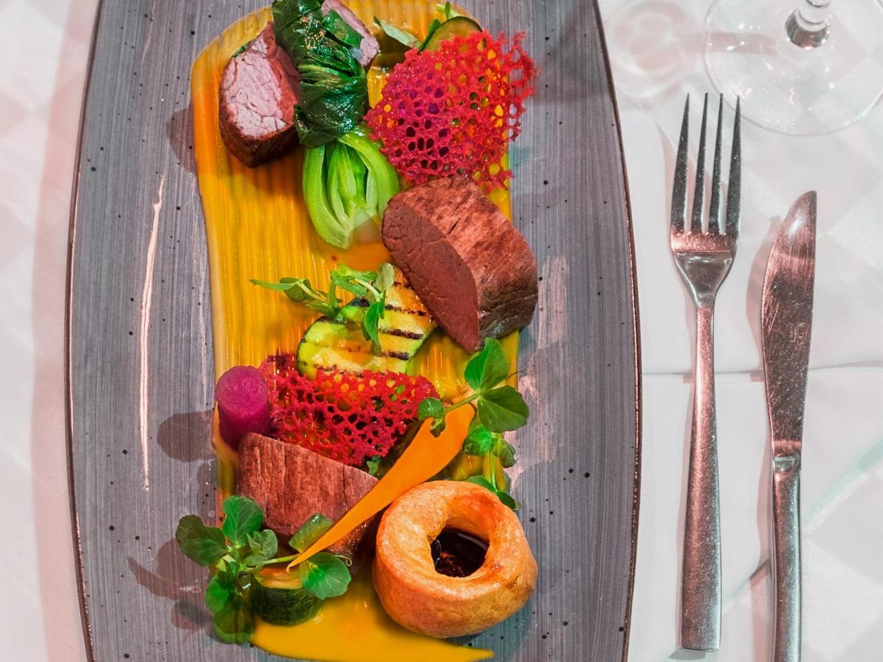Kloofzicht Lodge & Spa Krugersdorp Exterior foto A modern French dish